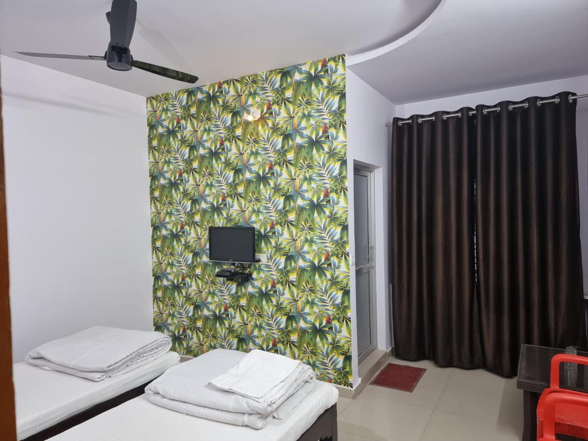 Shivani Inn Hotel & Banquet Seoni  Bagian luar foto