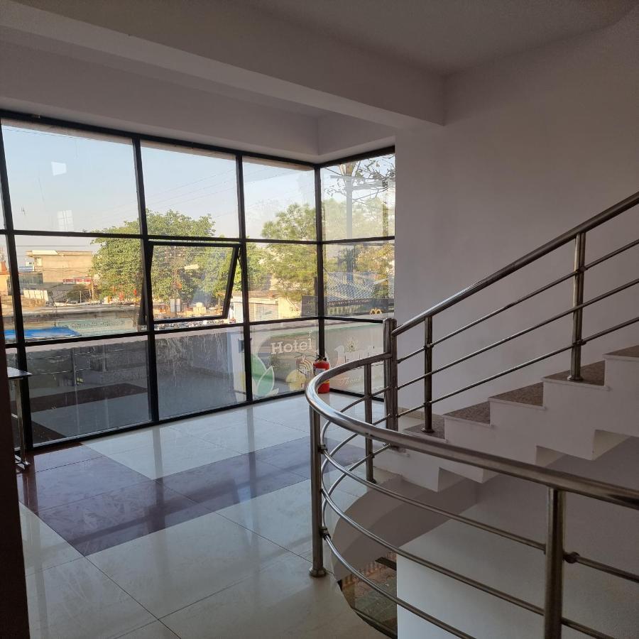 Shivani Inn Hotel & Banquet Seoni  Bagian luar foto